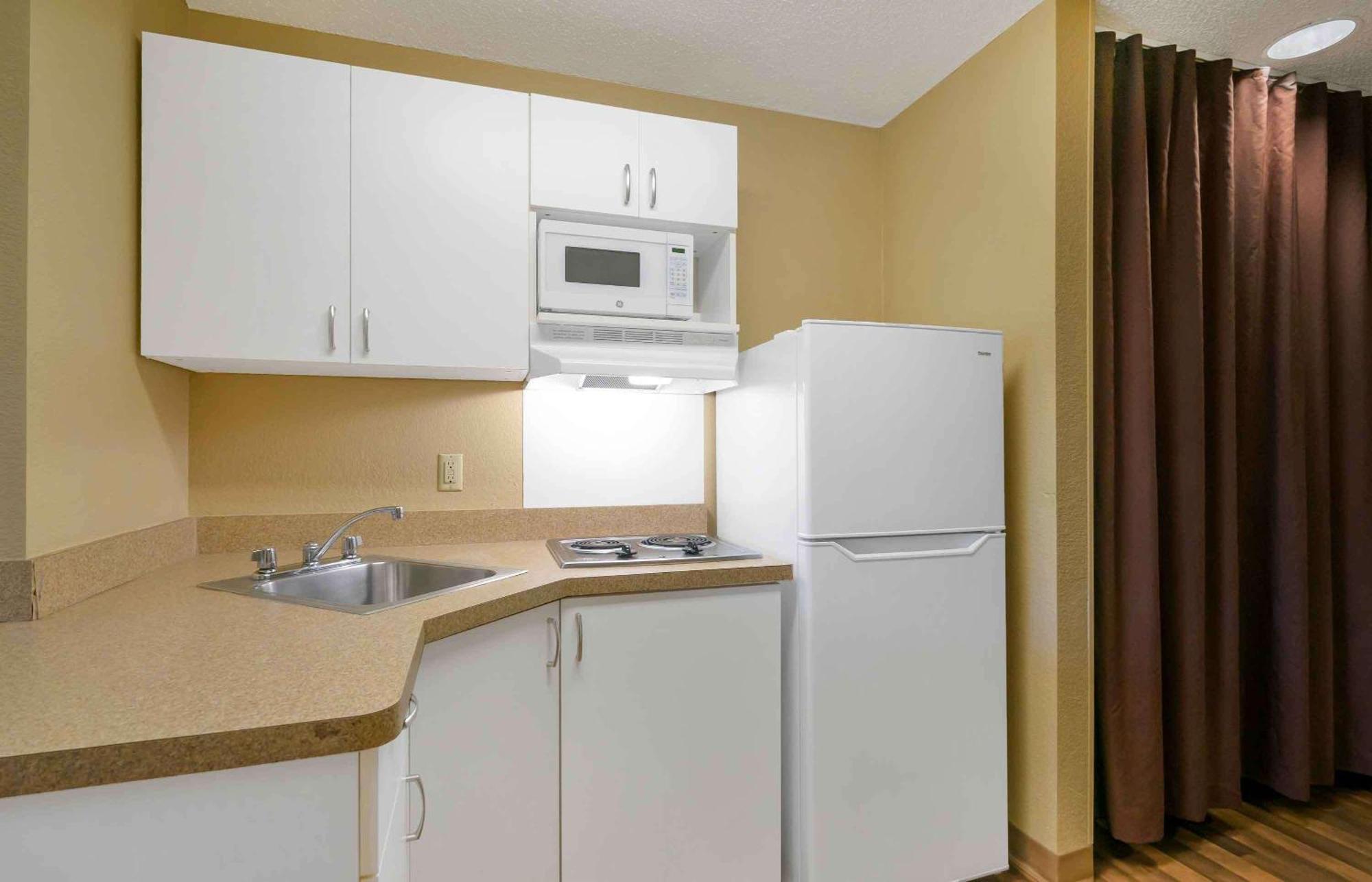 Extended Stay America Suites - Tampa - Airport - Spruce Street Exterior photo